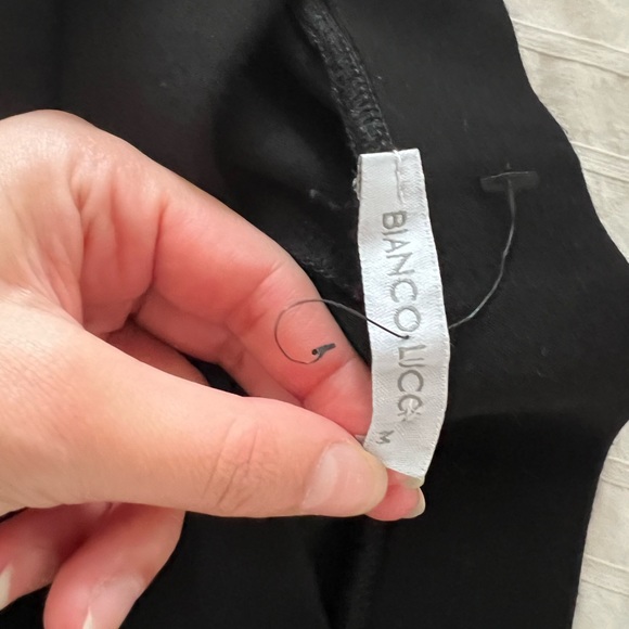 It has never been worn. - Picture 3 of 3